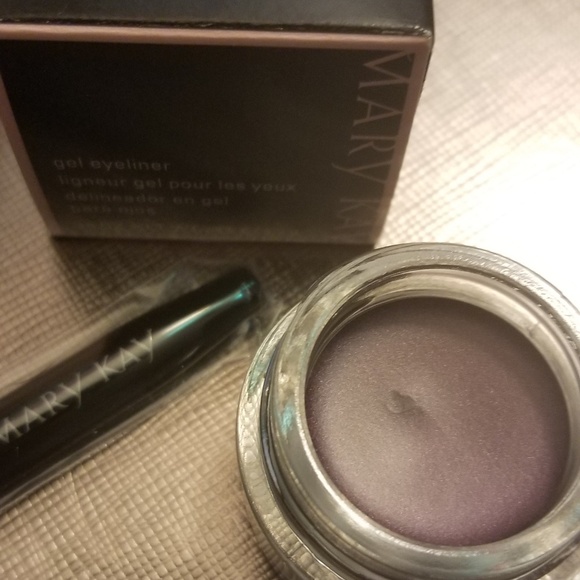 Mary Kay Ltd edition gel eyeliner Ornate Orchid - Picture 2 of 2